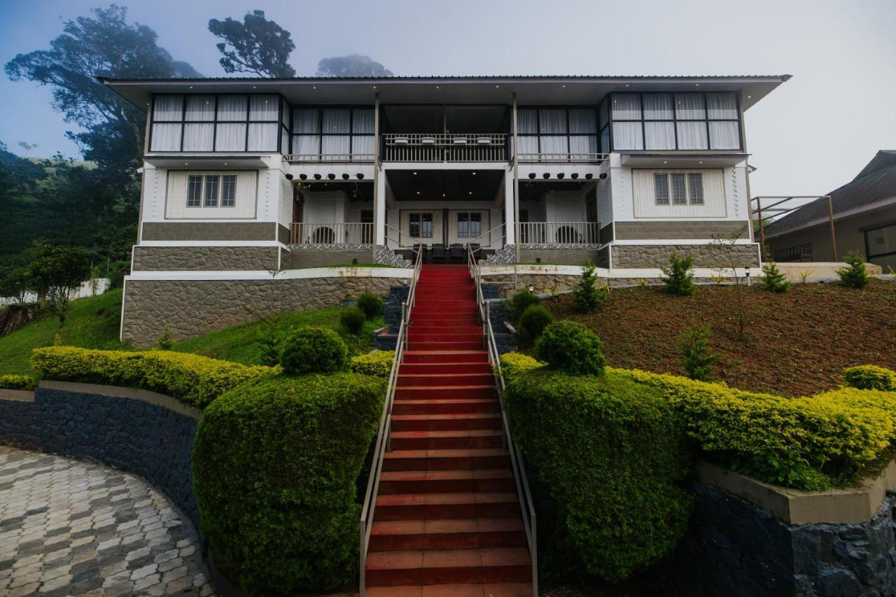 Misty Courtyard Resort Chinnakanal Exterior photo